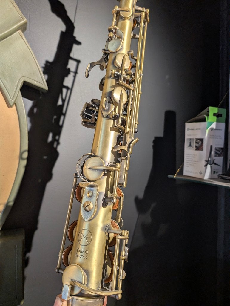emeo saxophone digital, Musique & Instruments, Instruments à vent | Saxophones, Utilisé, Autres types, Avec valise, Enlèvement ou Envoi