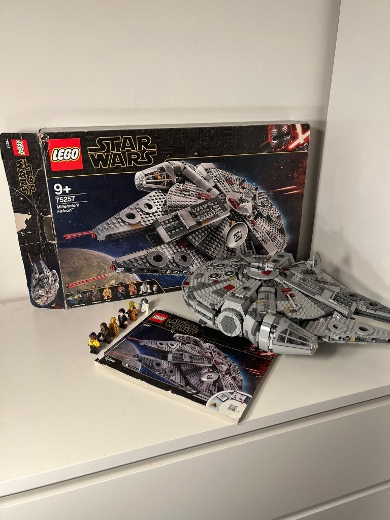 Lego Star Wars 75257 Millenium Falcon, Star Wars, Lego, Ensemble complet, Comme neuf