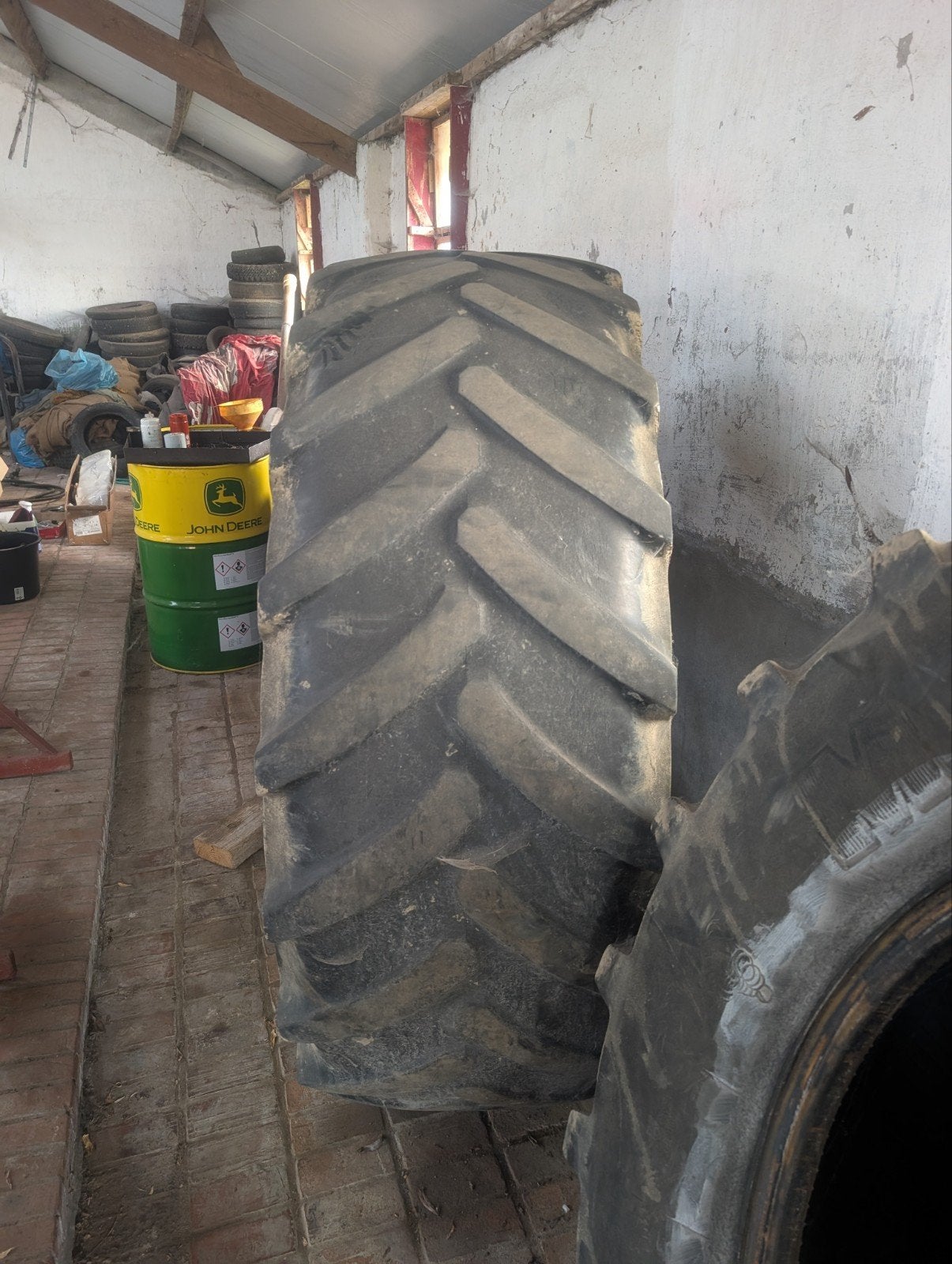 Michelin 600/65r38, Zakelijke goederen, Ophalen