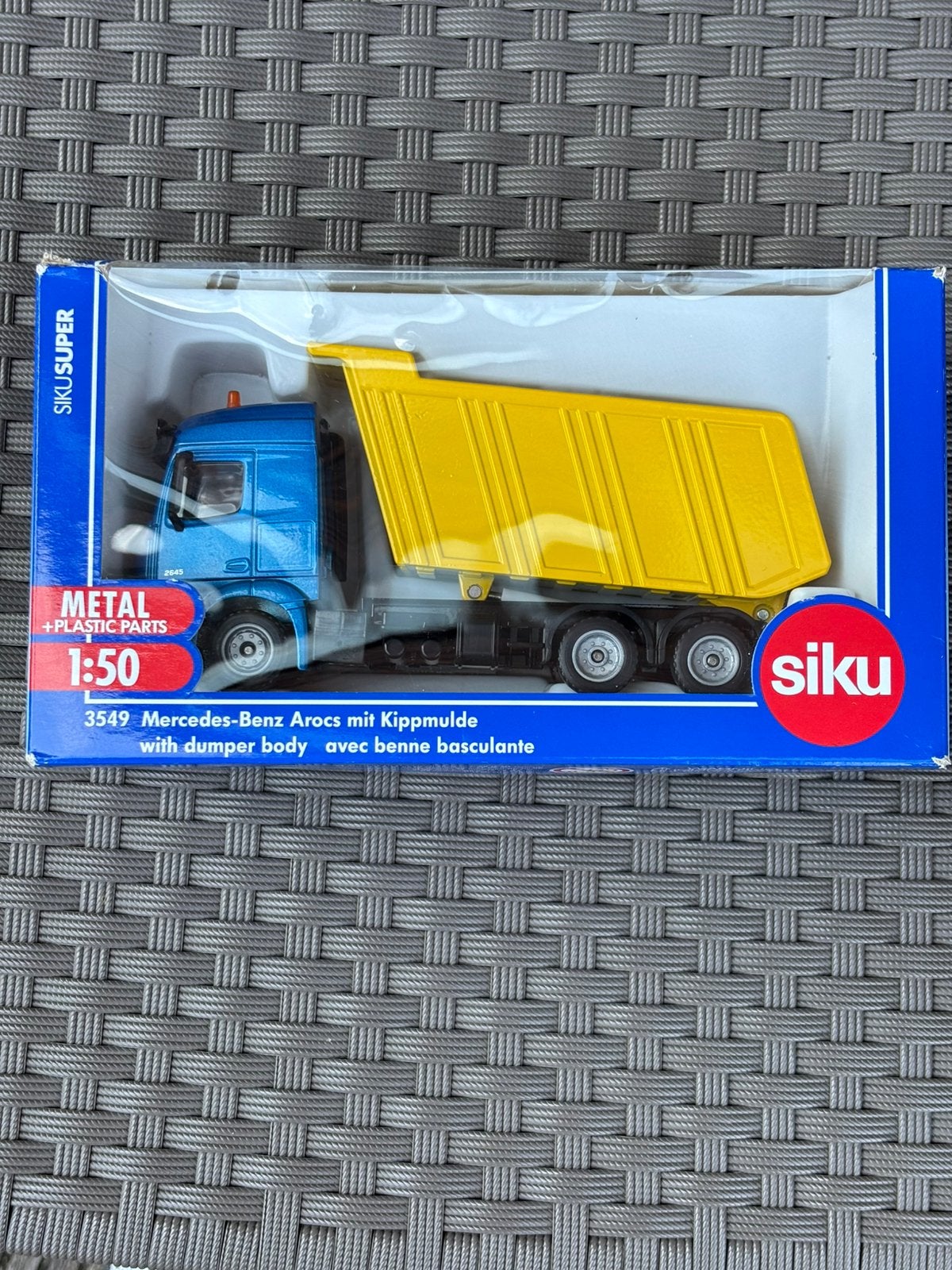 Siku 3549 Mercedes Arocs benne basculante 1:50 NEUF, Enlèvement, Neuf, Bus ou Camion, SIKU
