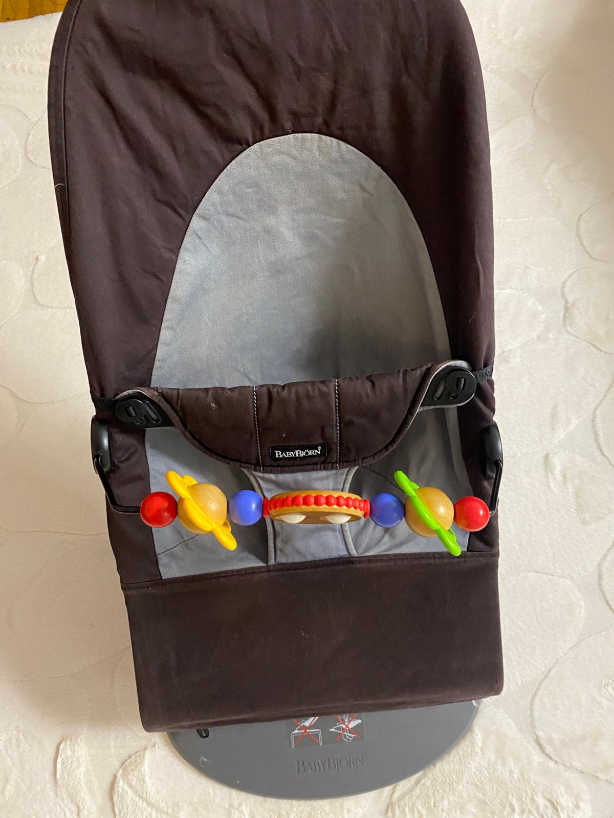 Babybjorn met speeltje, Kinderen en Baby's, Ophalen, Zo goed als nieuw