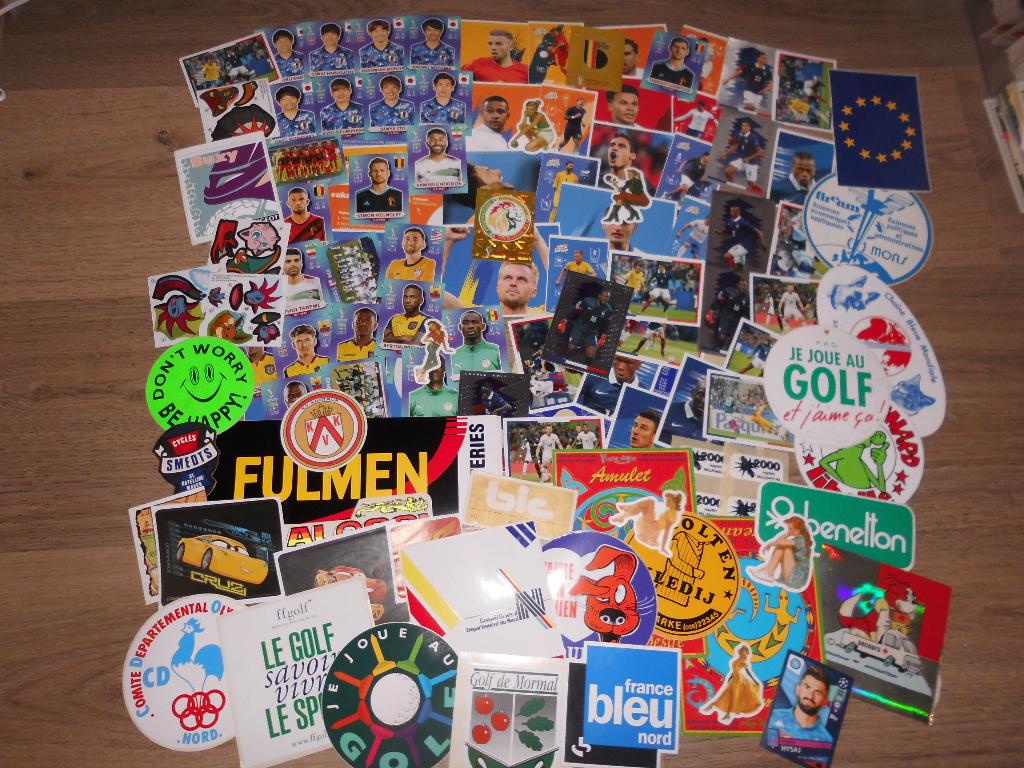 lot 115 anciens autocollants panini foot et autres ..., Collections, Enlèvement ou Envoi