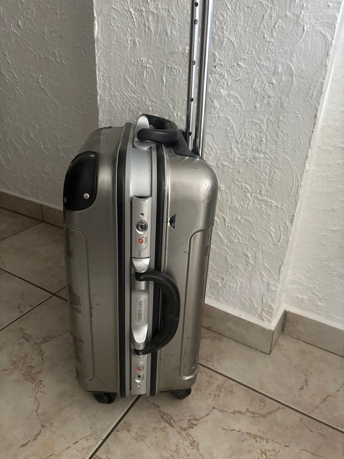 Valise cabine, Enlèvement, Comme neuf