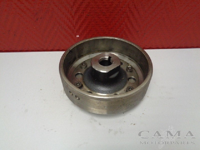 VOLANT MOTEUR Honda (31110-MAS-004), Dhr. S. di Majo, Utilisé, Info@cama-motorparts.nl, P.J. Troelstraweg 8 8
3144 CX  MAASSLUIS, NL