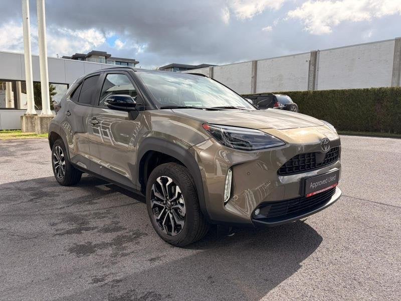 Toyota Yaris Cross 1.5 HYB DYNAMIC PLUS + EXECUTIVE, Achat, 116 ch, Autres couleurs, Noir