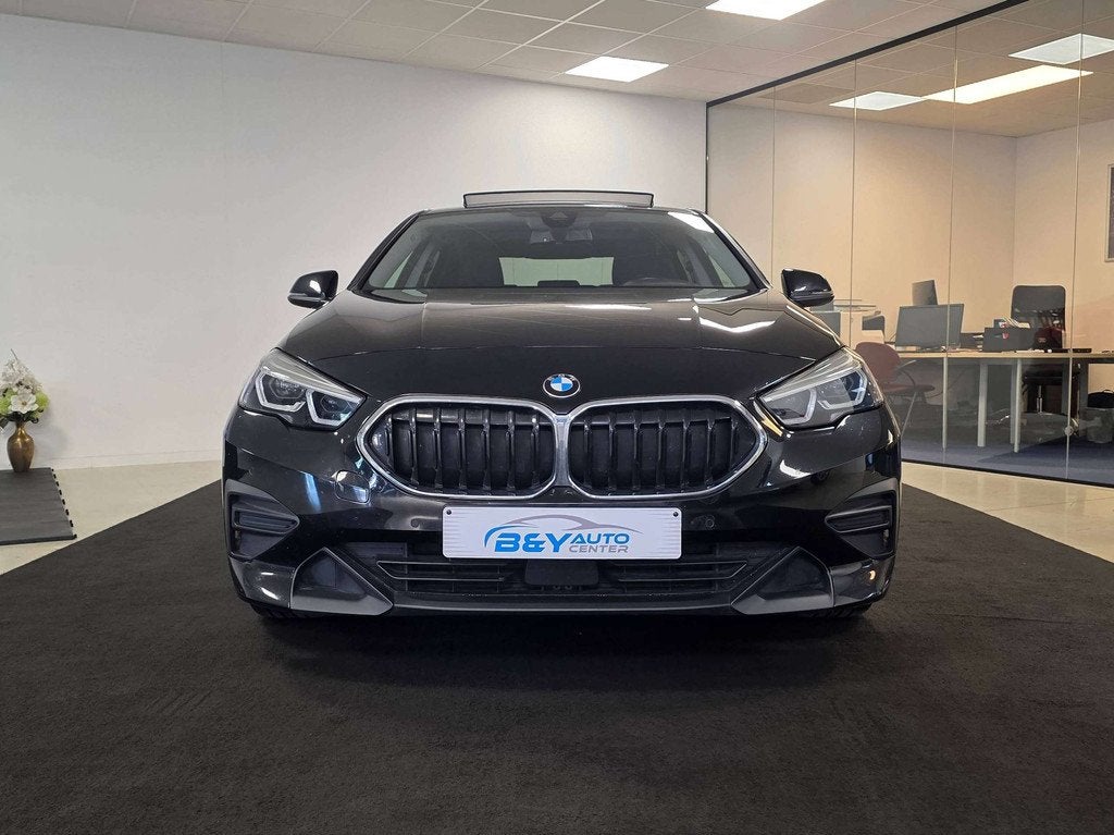 BMW 2 Serie 218 Gran Coupé 218iA Panodak - Carplay, Auto's, 4 deurs, Stof, Gebruikt, Skiluik