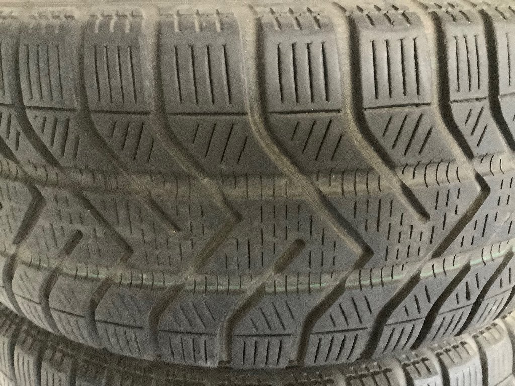 Winterbanden voor Toyota Corolla, Auto-onderdelen, Ophalen, Gebruikt, 15 inch, Banden en Velgen