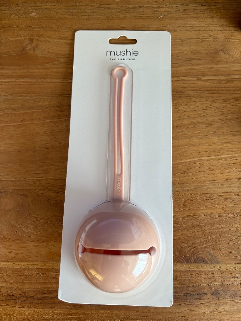 Fopspeenhouder Mushie NIEUW, Ophalen, Nieuw