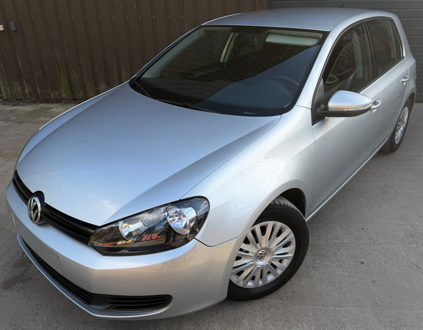 VW Golf 6 / 1.6L TDI / 105ch / Carnet d’entretien, Argent ou Gris, Achat, Apple Carplay, Entreprise