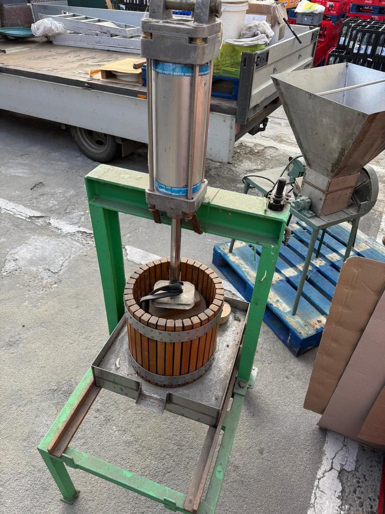Hydraulische fruitpers, Ophalen, Gebruikt