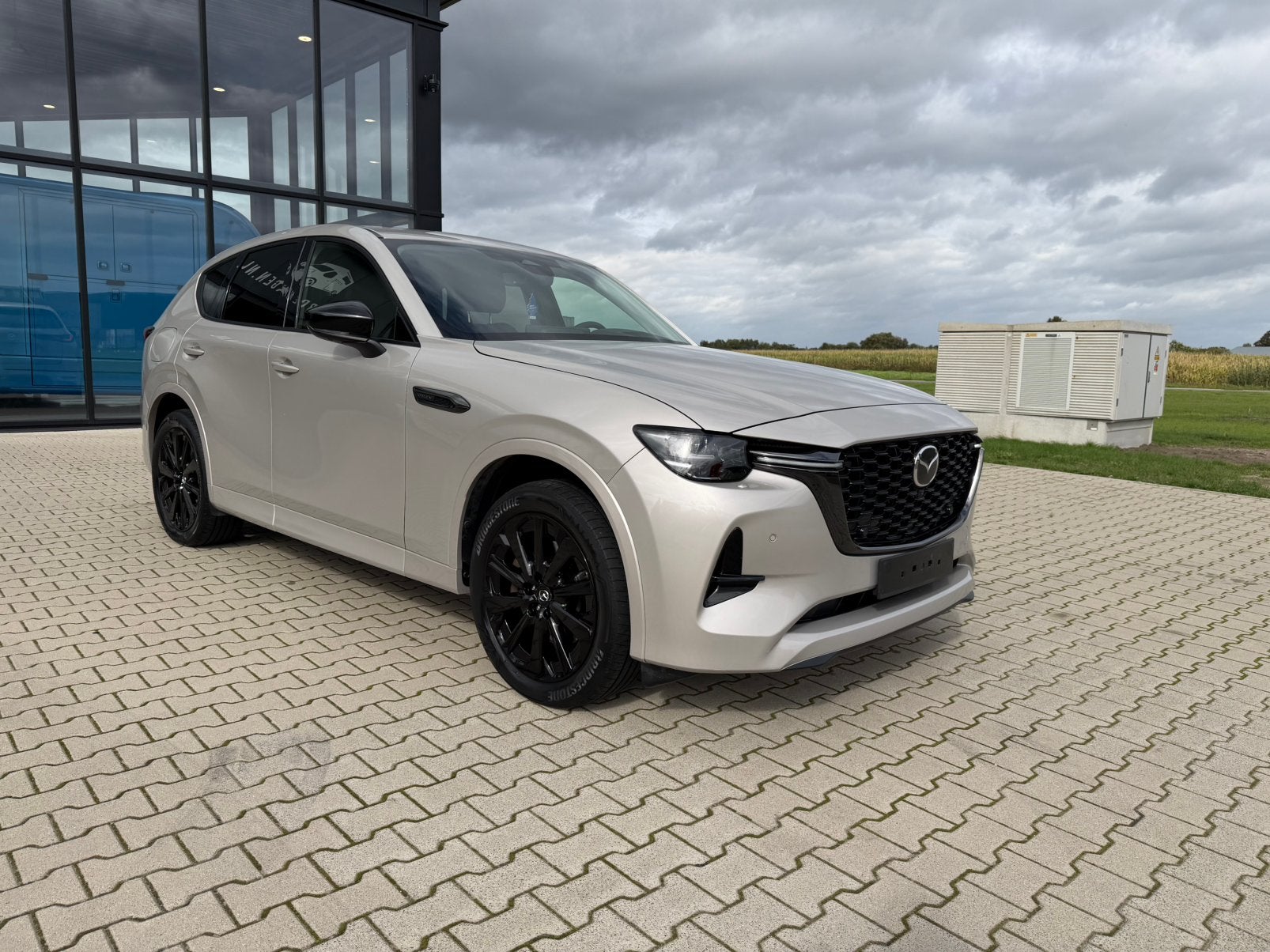 Mazda CX-60 2.5 e-skyAtiv PHEV BOSE/Headup/pano nieuwstaat, Auto's, Automaat, Dealer onderhouden, 4 cilinders, 2500 kg