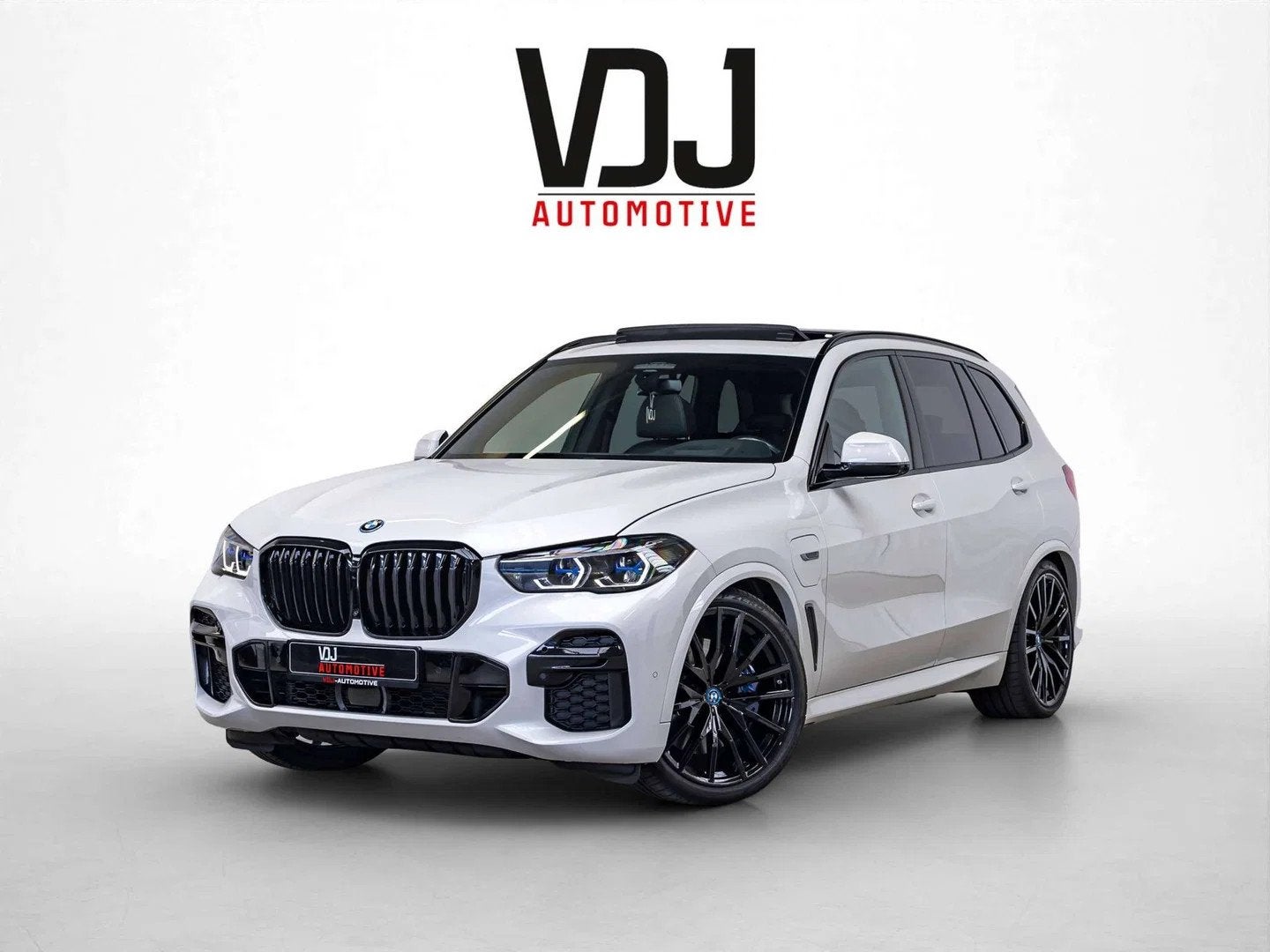 BMW X5 CRYSTAL-PACK|SOFT CLOSE|360°|LASERLIGHTS|REAR-WHEEL-, Achat, Phares entièrement LED, Entreprise, Noir