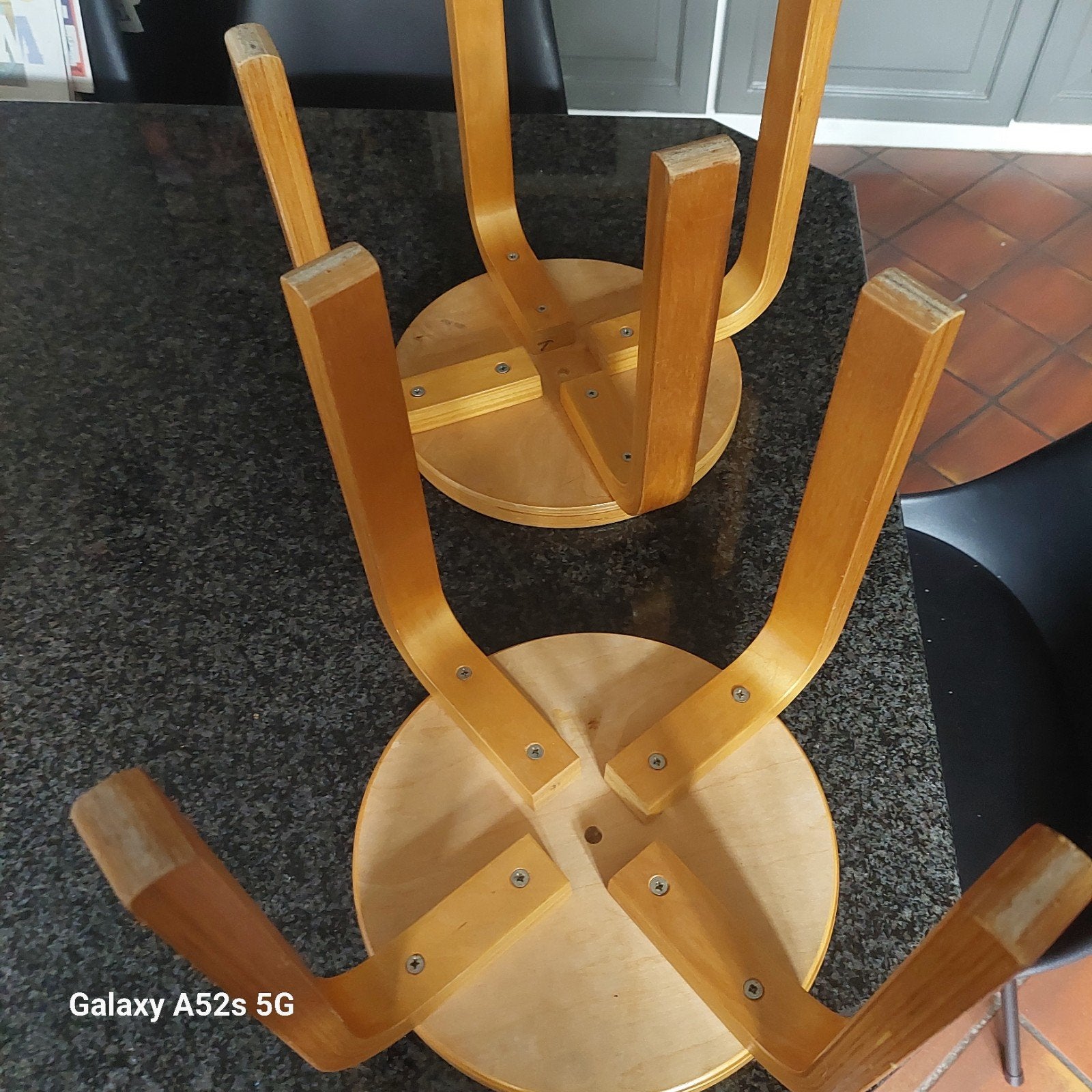 vintage Ikea stoeltjes prijs voor de  2, Ophalen