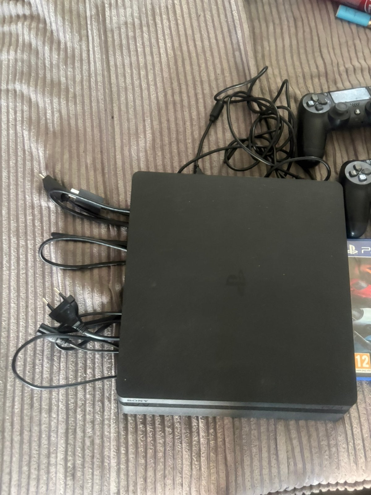 Ps4 te koop, Games en Spelcomputers, Spelcomputers | Sony PlayStation 2, Ophalen, Zo goed als nieuw