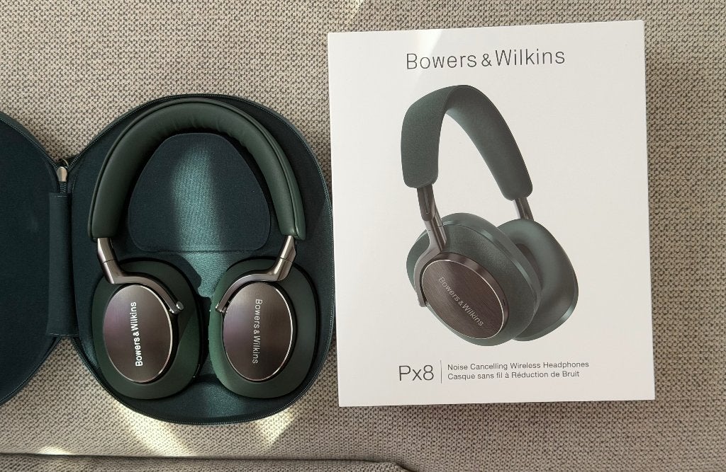 Bowers en Wilkins PX8 (dark forest), Audio, Tv en Foto, Hoofdtelefoons, Zo goed als nieuw, Over-ear, Draadloos, Ophalen of Verzenden