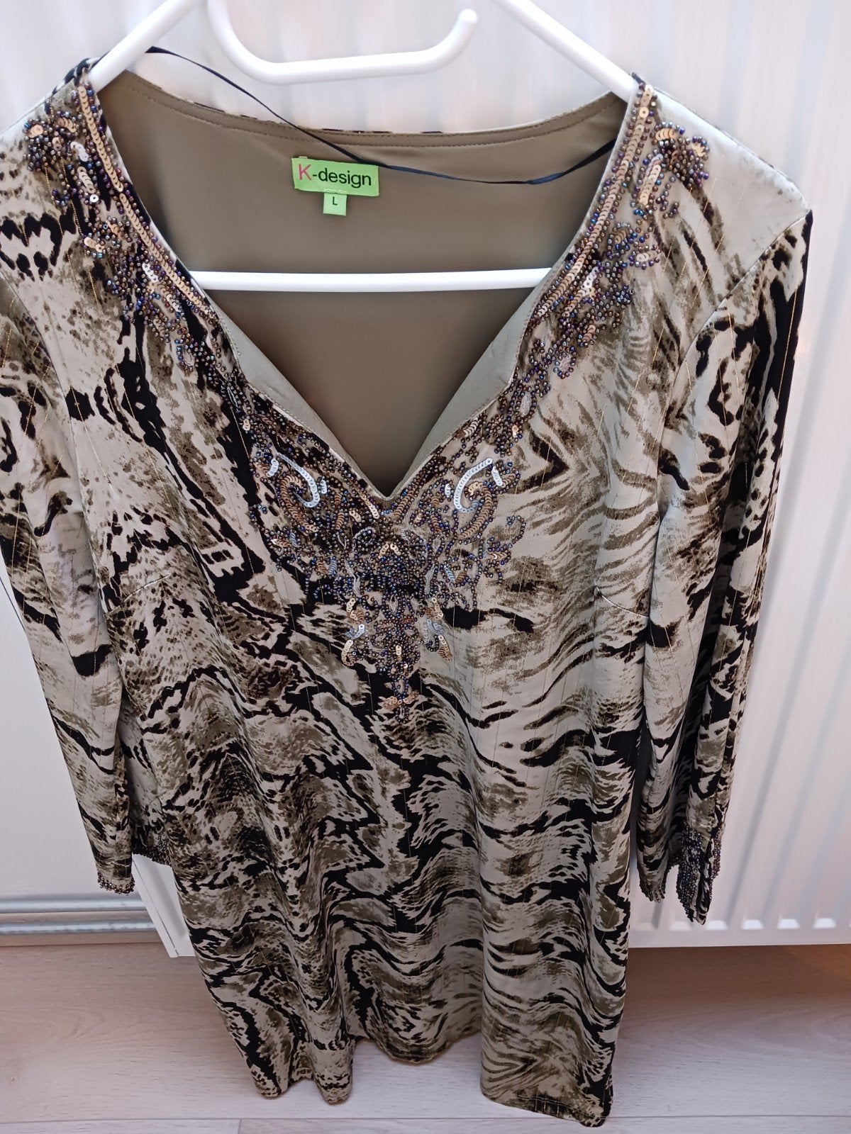 Groen kleed merk K Design te koop.Maat L, Kleding | Dames, Ophalen, K-design, Maat 42/44 (L), Zo goed als nieuw