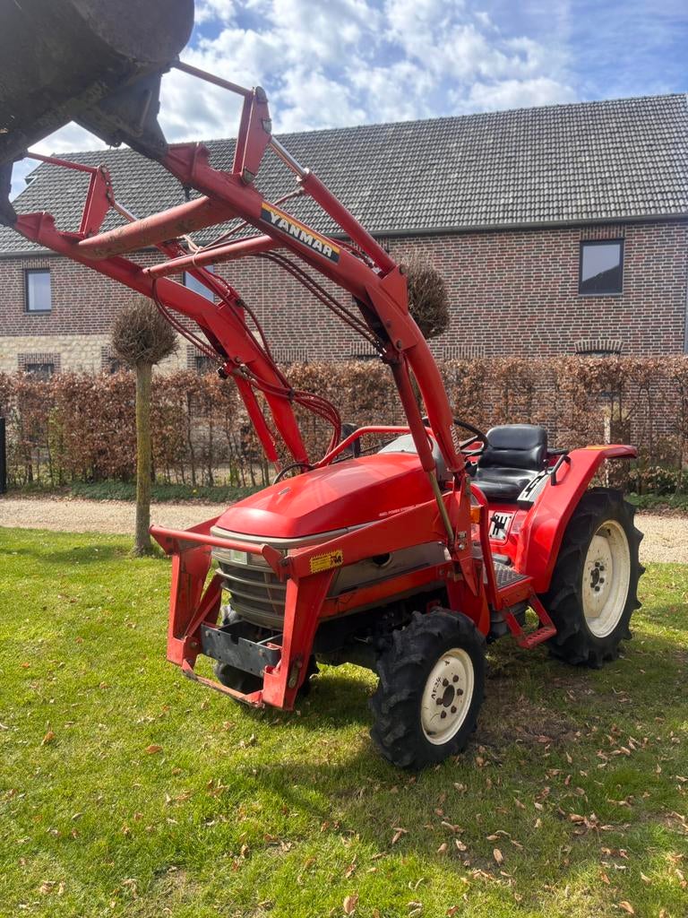 Yanmar mini tractor, Ophalen