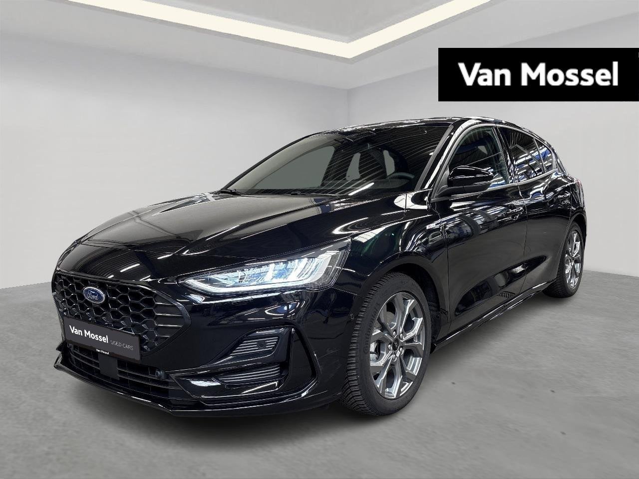 Ford Focus ST Line 92kw mHEV 125pk CAMERA/CRUISE/ALU/PARKPIL, Auto's, 1349 kg, Stof, Gebruikt, Automatische klimaatregeling