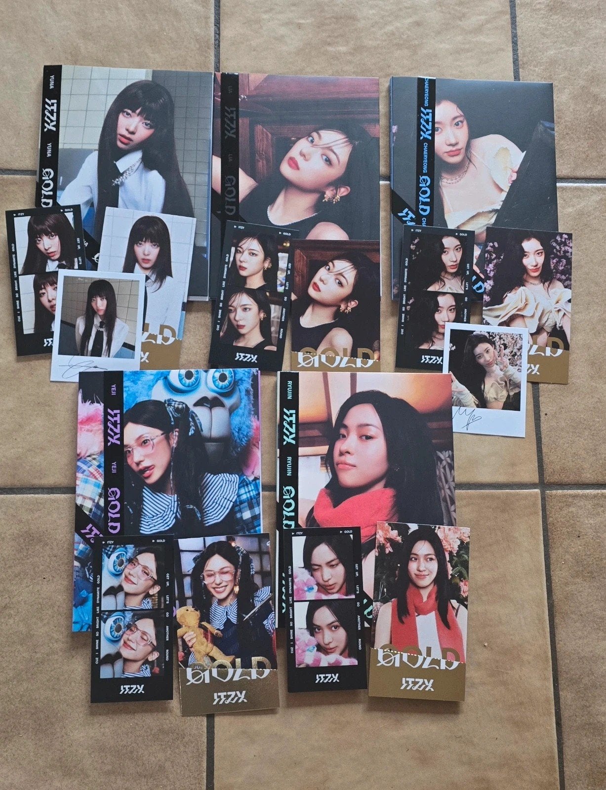 Lot 5 albums ITZY Gold Digipack OT5, Overige genres, Gebruikt, Digipak, Ophalen of Verzenden