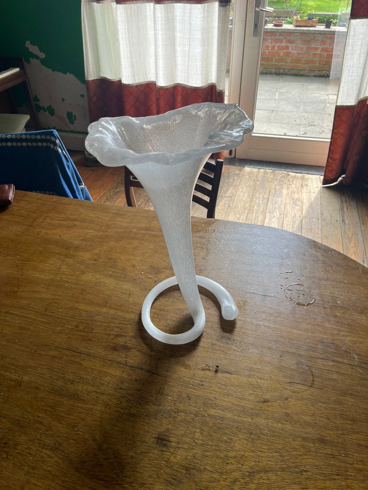 Vintage semi-transparant cornucopia vaas, Ophalen, Zo goed als nieuw, Transparant, Glas