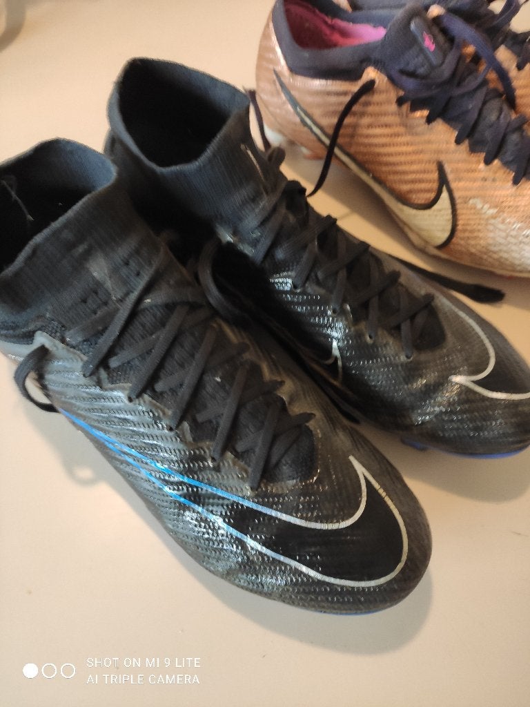 voetbal schoenen m.38, Sport en Fitness, Ophalen, Schoenen