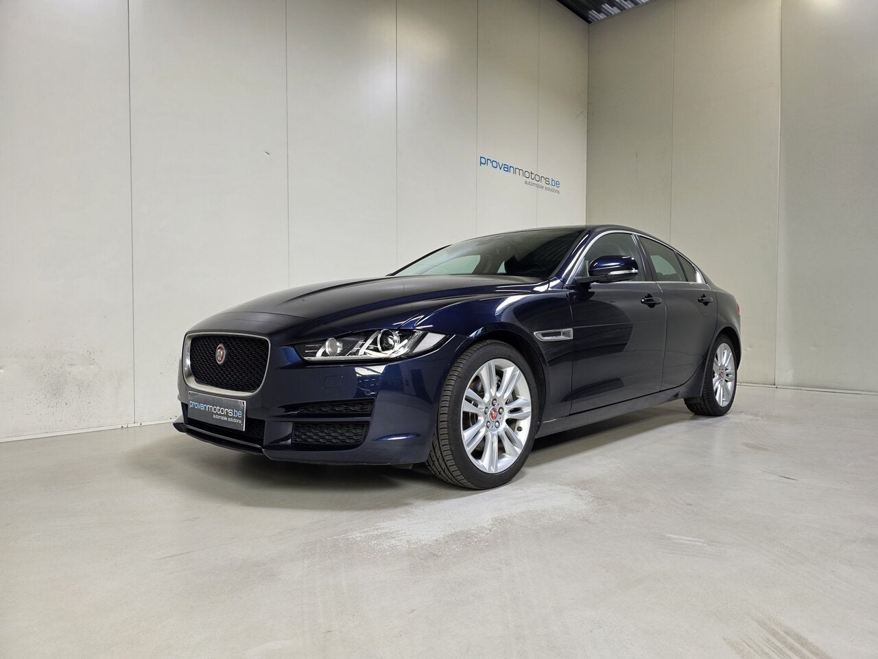 Jaguar XE 2.0t Benzine Autom. - GPS - Topstaat!, Autos, Jaguar, 0 kg, Achat, https://public.car-pass.be/vhr/a760211d-df7f-4f89-9c2d-a8f0a2e9b80d