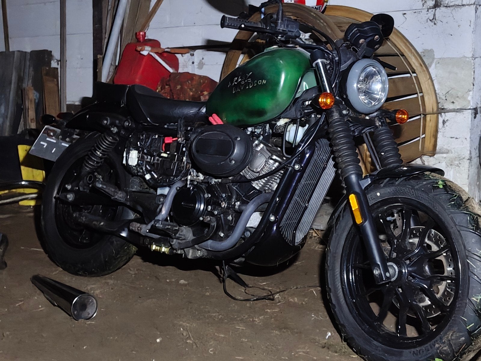 Hyosung aquila 125 bobber  a1 staat zwaar in de weg, Occasion, 2 cylindres, Particulier, Manuelle