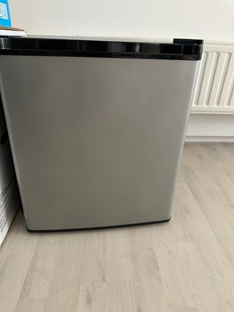Kleine koelkast, Ophalen, Minder dan 85 cm, Minder dan 75 liter, 45 tot 60 cm