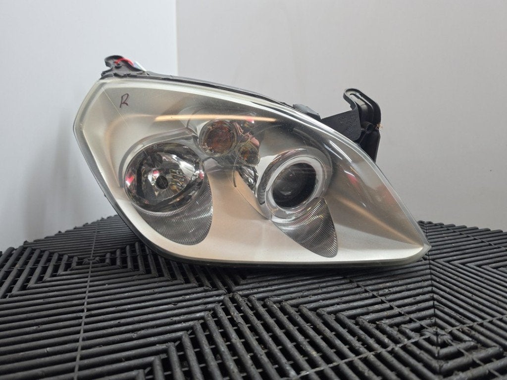 PHARE / OPTIQUE AVANT DROIT Tigra Twin Top (|93162202|), Autos : Pièces & Accessoires, Valeo, Opel, Utilisé, 100, rue de Courcelles
75017  Paris, FR