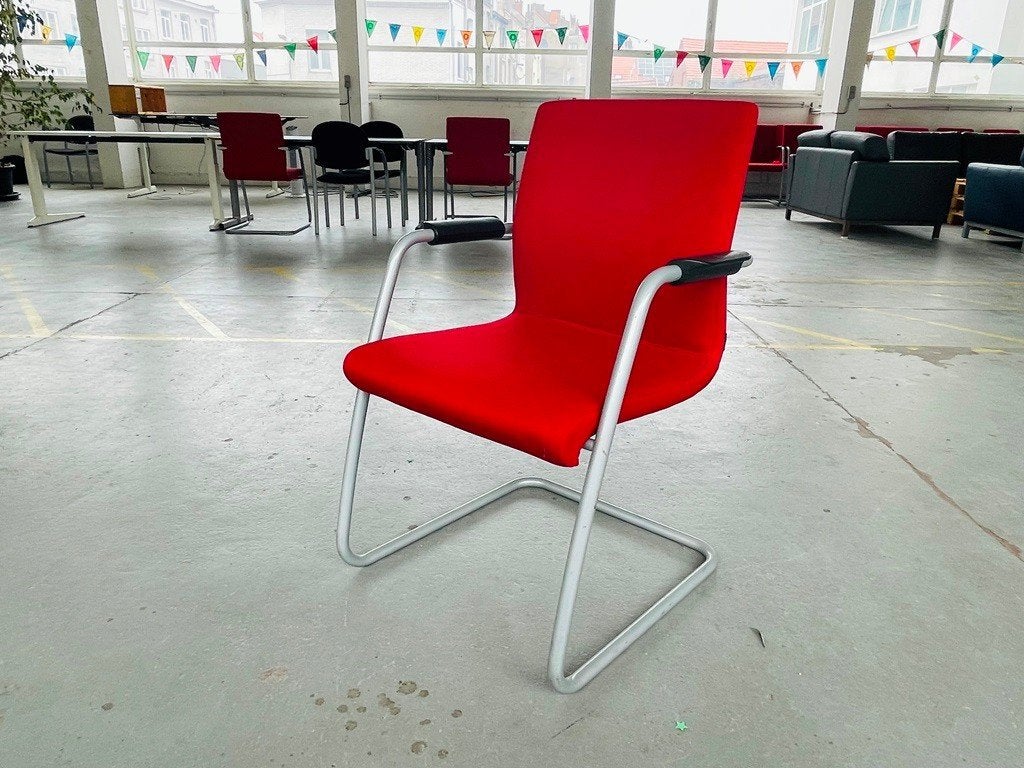 +/- 150 CHAISES àpd 5€ ! @ OXFAM Solidarité, Enlèvement, Métal, Bleu, Cinq, Six Chaises ou plus