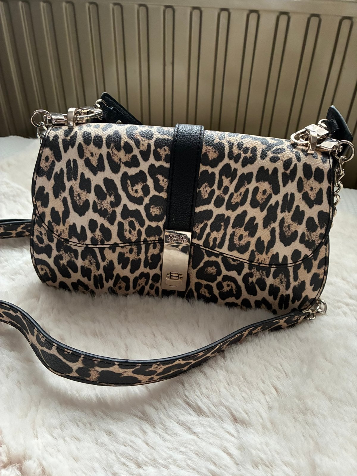 Guess handtas, Ophalen, Zo goed als nieuw, Schoudertas