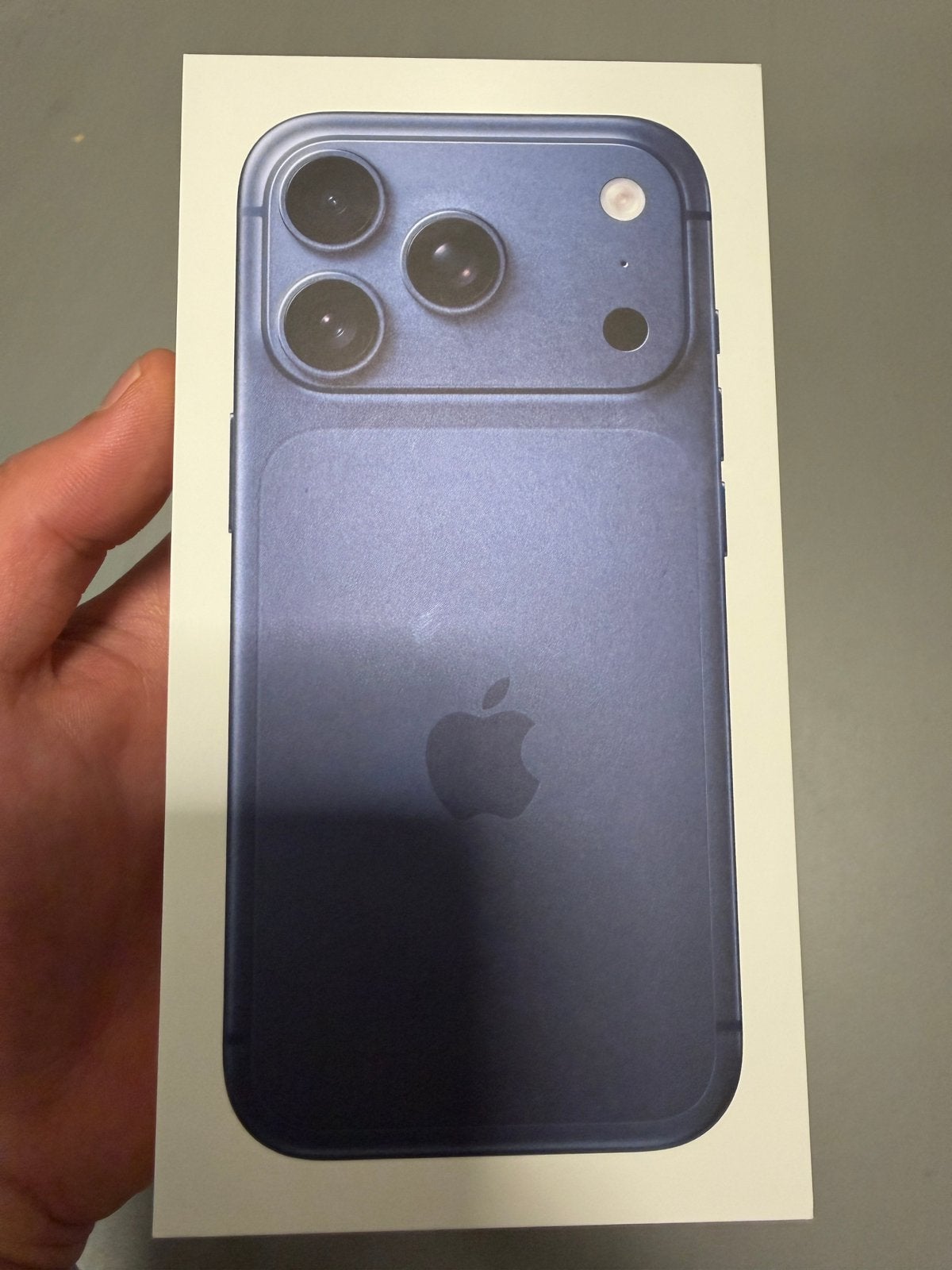 Ongeopend Iphone 17 pro 256gb deep blue, Nieuw, Met simlock, Ophalen, 256 GB