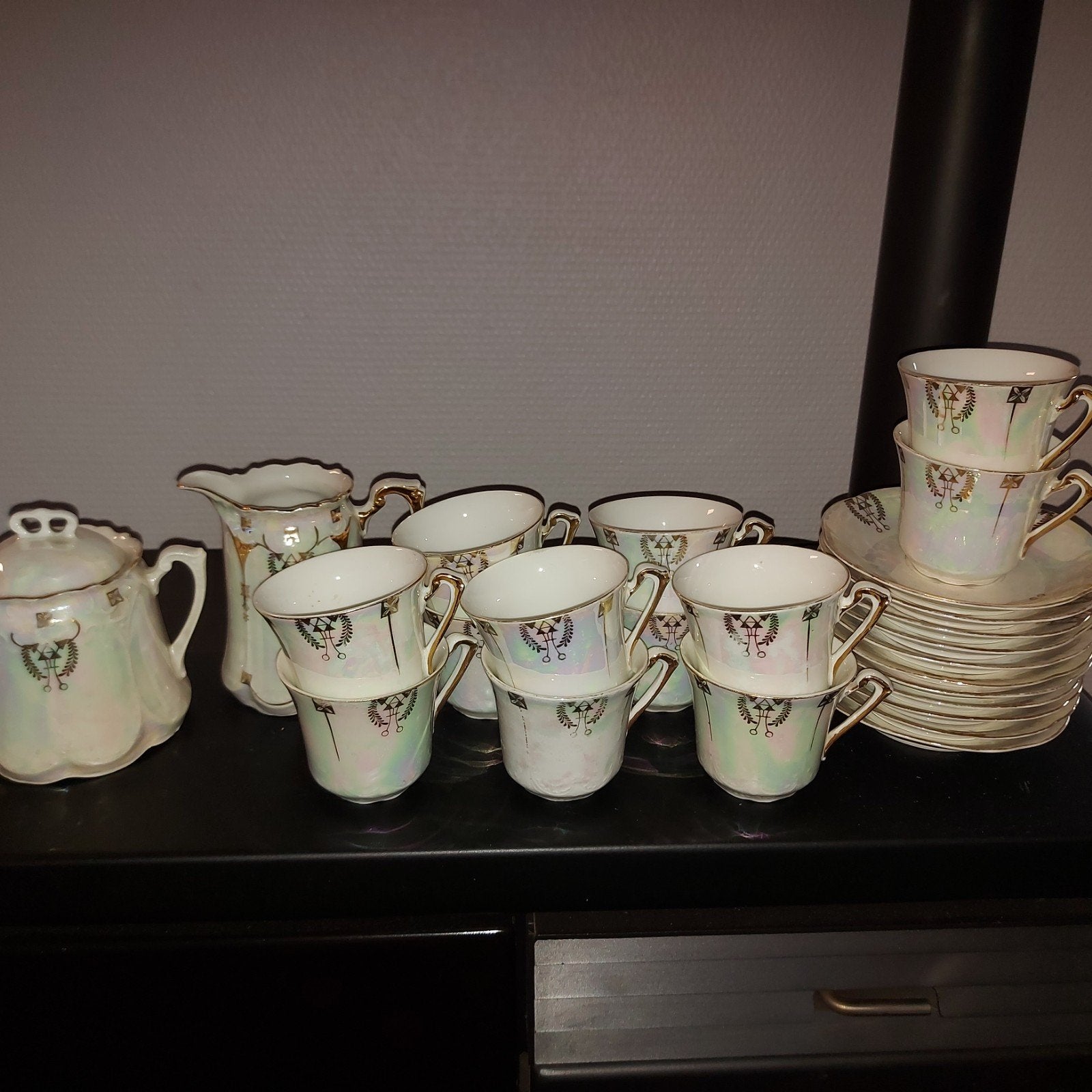 ancien service à café, Enlèvement