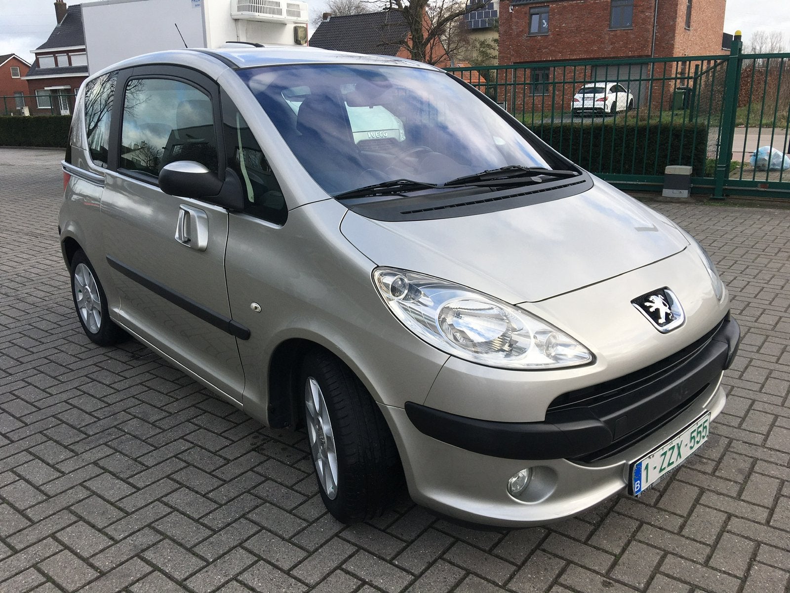 1007 Climatisation/portes coulissantes ! ! ! ! !, Autos, Argent ou Gris, Achat, Entreprise, Noir