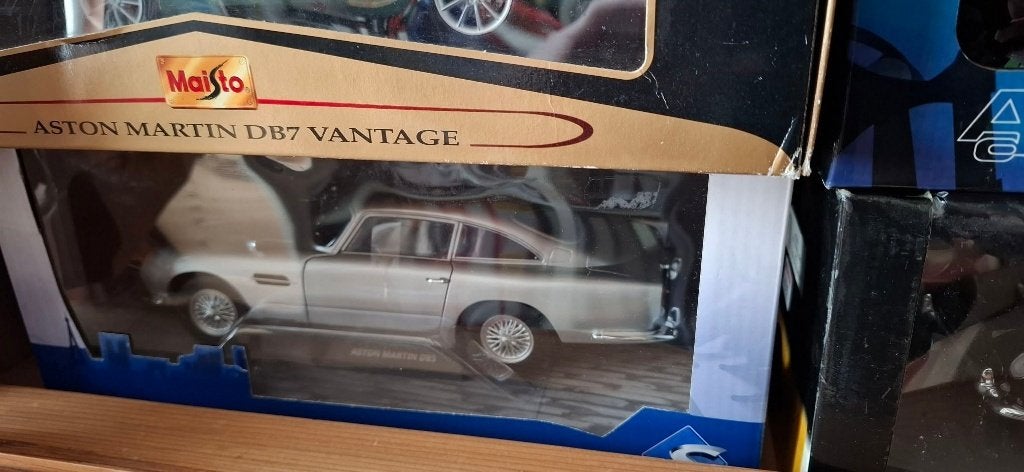 ASTON MARTIN DB5 1964 Silver metal 1/18 SOLIDO NEUVE + BOITE, Enlèvement ou Envoi, Neuf, Voiture, Solido