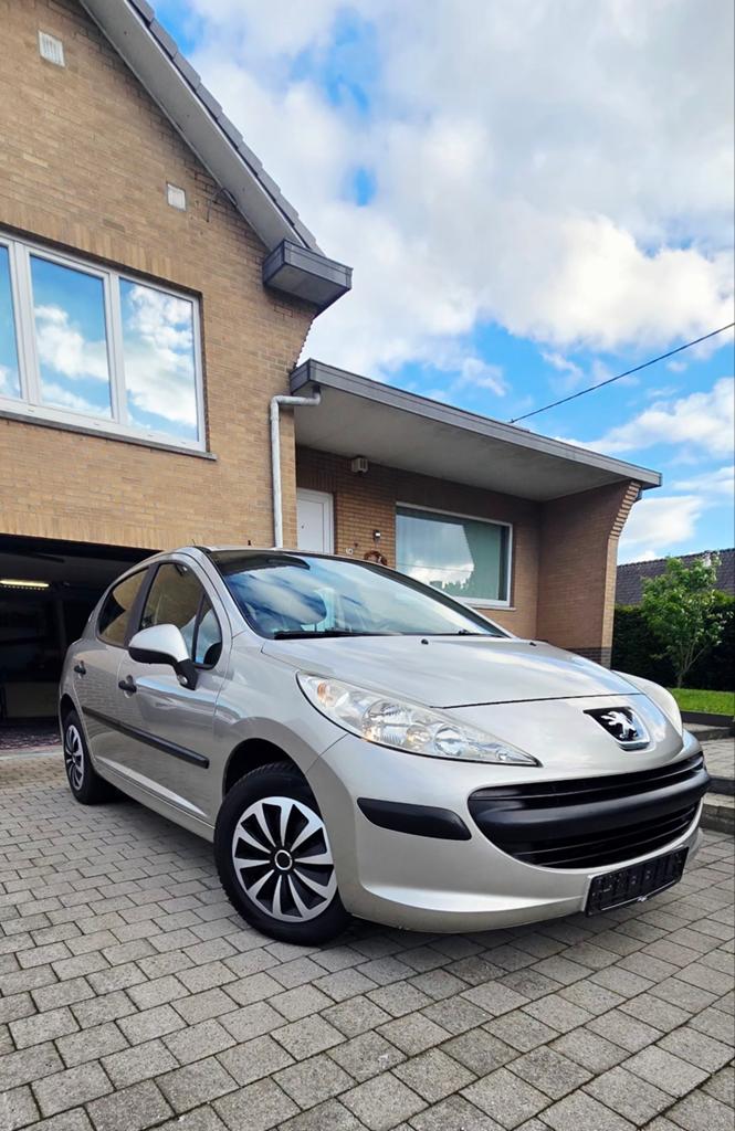 BLANCO GEKEURD 207 PEGOUT 1.4 BENZINE 2009 BJ KM 178.000, Achat, Particulier, Essence