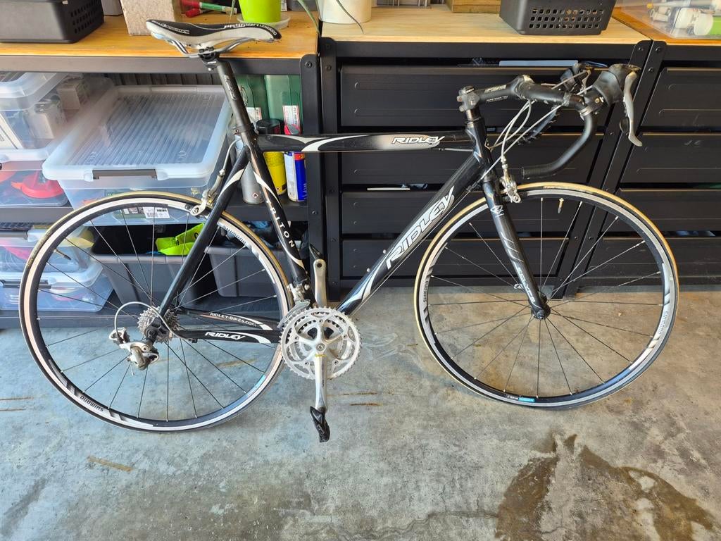 Velo route ridley triton,cadre alu et fourche carbone, Carbone