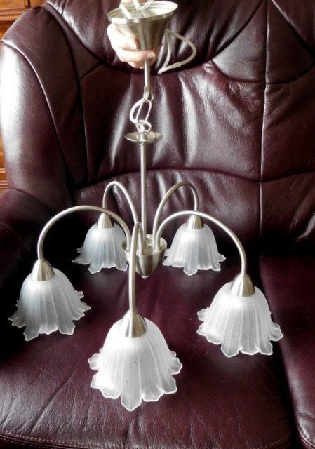 LUSTRE 5 BRANCHES MODERNE EN INOX COMME NEUF, Verre, Comme neuf, Enlèvement, Classique
