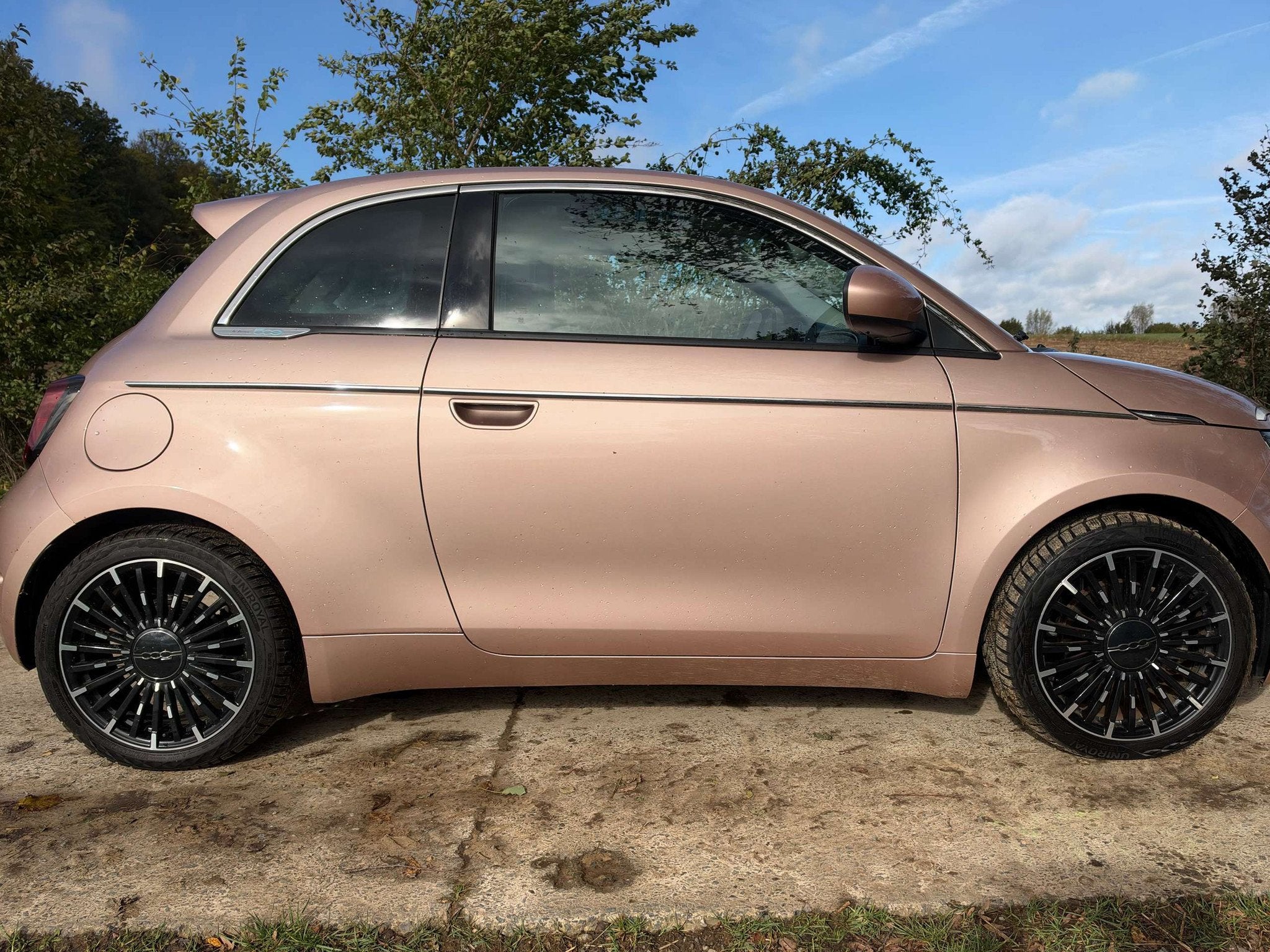 Fiat 500E 42 kWh La Prima berline Prix TVAC Toit pano Possib, 4 zetels, Overige kleuren, Leder, Berline