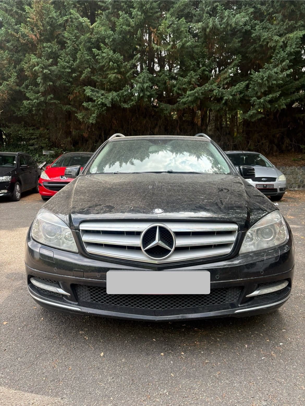 Mercedes CDI200, Achterwielaandrijving, Zwart, 4 cilinders, 1650 kg