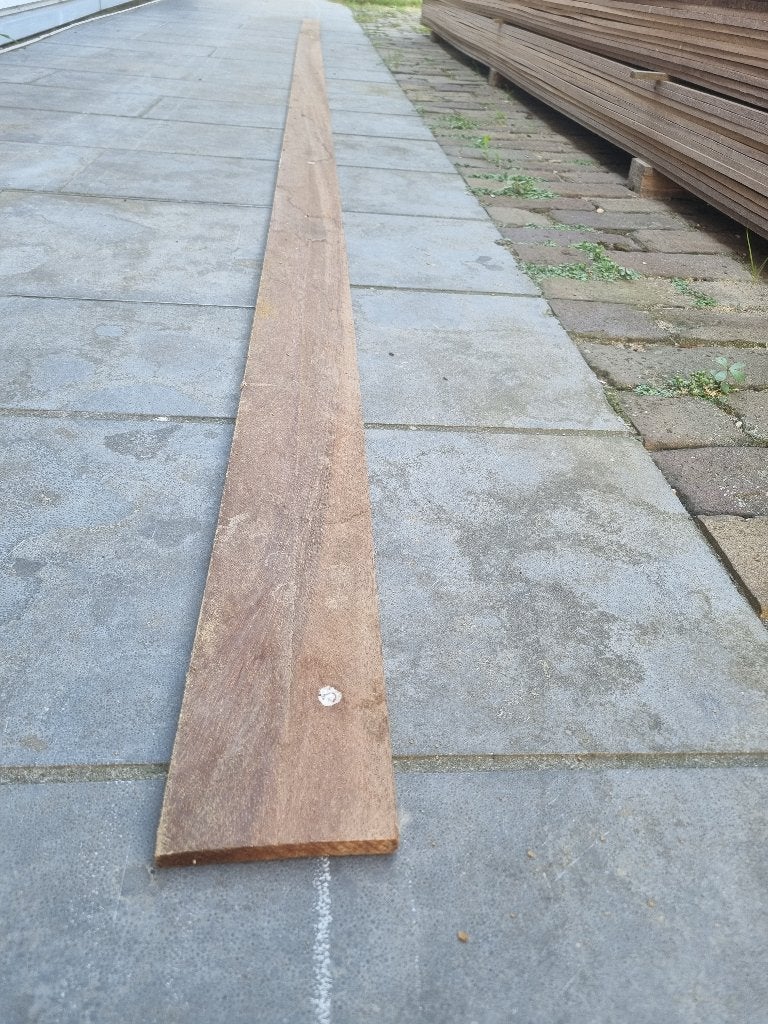 Azobe hardhout geschaafde latten 94x10mm 5m lang, Ophalen, Planken, Nieuw, Hardhout