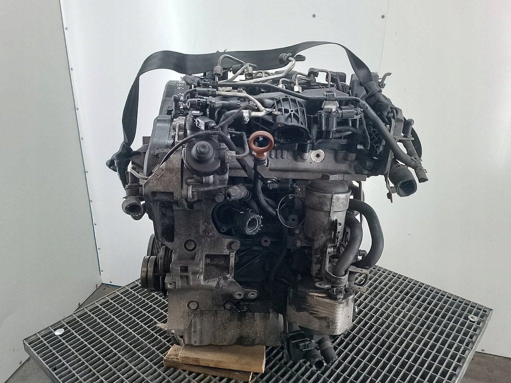 Moteur CBBA Nu VW PASSAT TIGUAN, Autos : Pièces & Accessoires, Envoi, Utilisé, Skoda