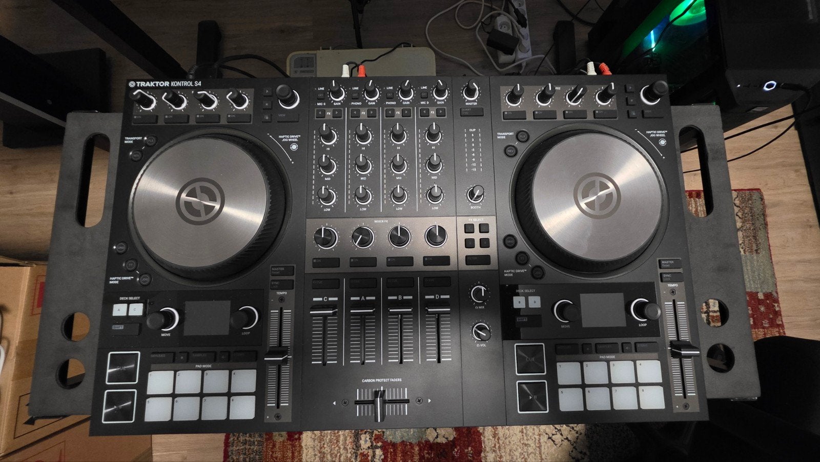 Native Instruments Traktor Kontrol S4 mk3, Ophalen, Zo goed als nieuw, Dj-set