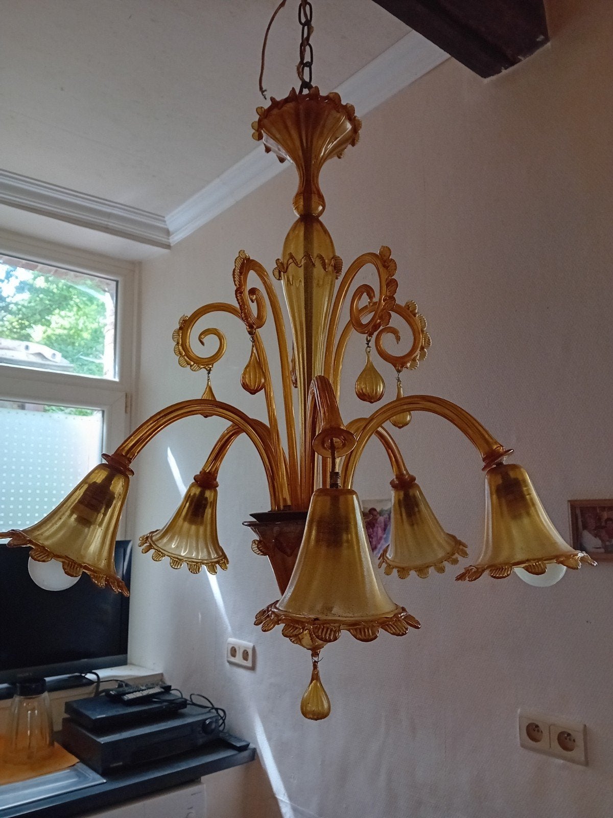 1 lustre ocre et 1 verre transparent, Antiquités & Art