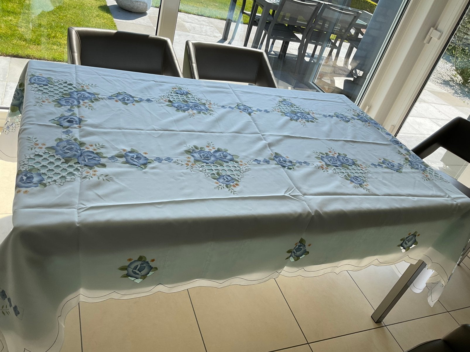 Nappe florale, Maison & Meubles, Nappes, Enlèvement ou Envoi, Comme neuf