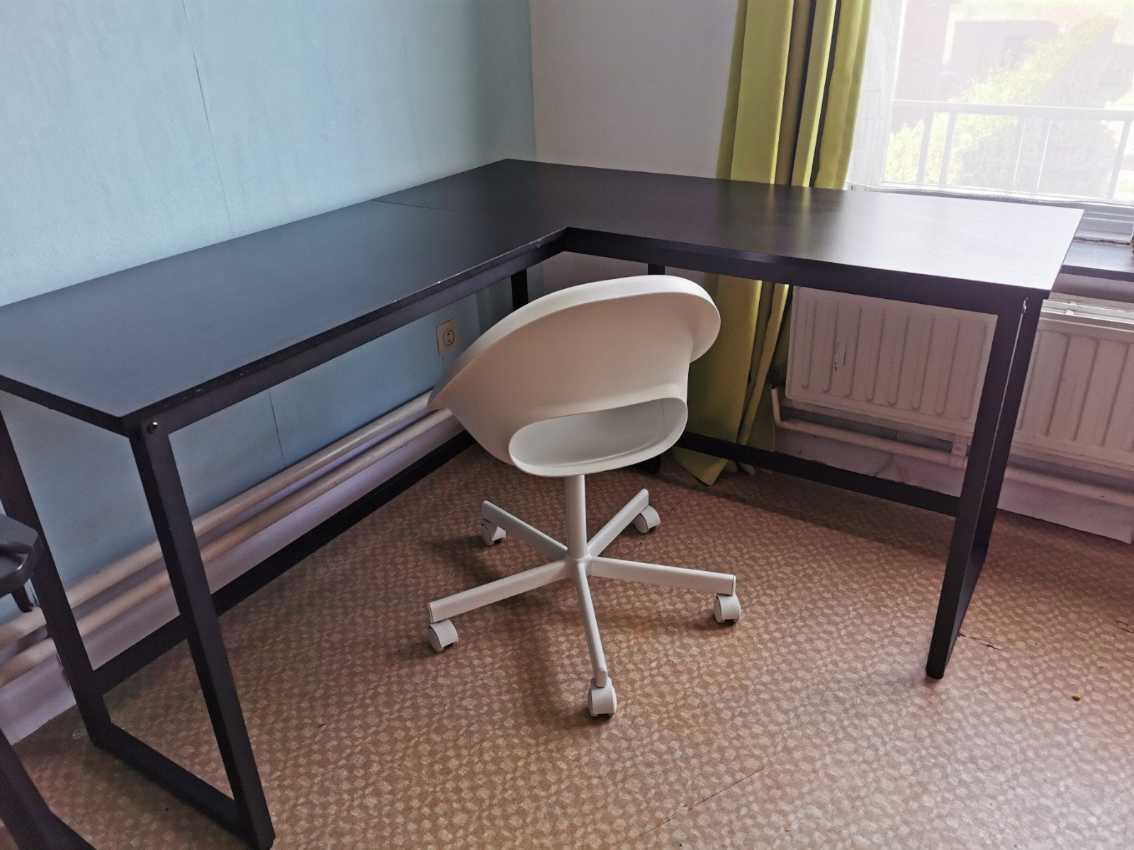 Modern Hoekbureau met Bureaustoel, Bureau d'ordinateur, Comme neuf, IKEA, Moderne