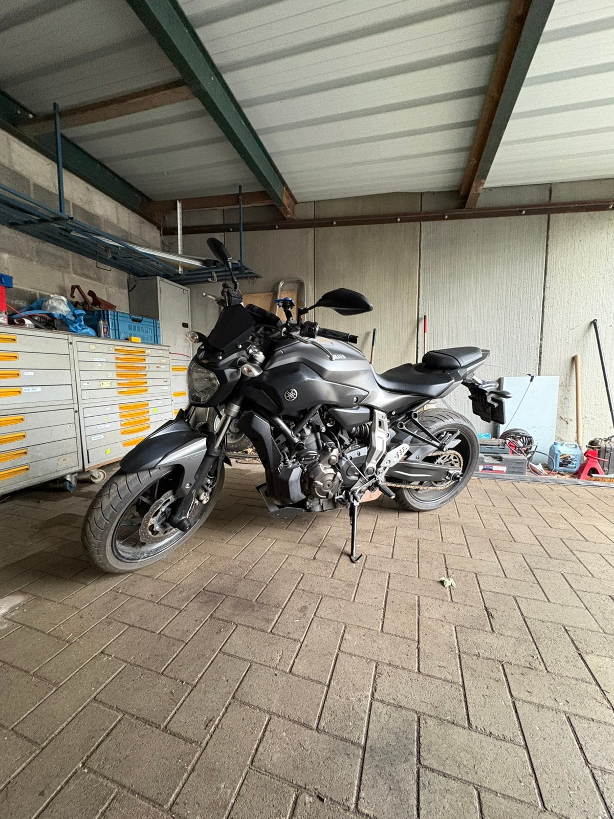 Moto mt07 2016