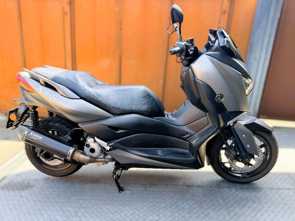 x-max 300cm³ abs 2017 rijbewijs A2 gar 1.2,3 jaar jhbmoto, Motoren, Motoren | Yamaha, Scooter, Bedrijf, Minimaal motorrijbewijs A2