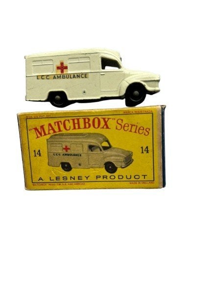 Matchbox Lesney No.14 Lomas Ambulance, Hobby & Loisirs créatifs, Voitures miniatures | Échelles Autre, Enlèvement ou Envoi