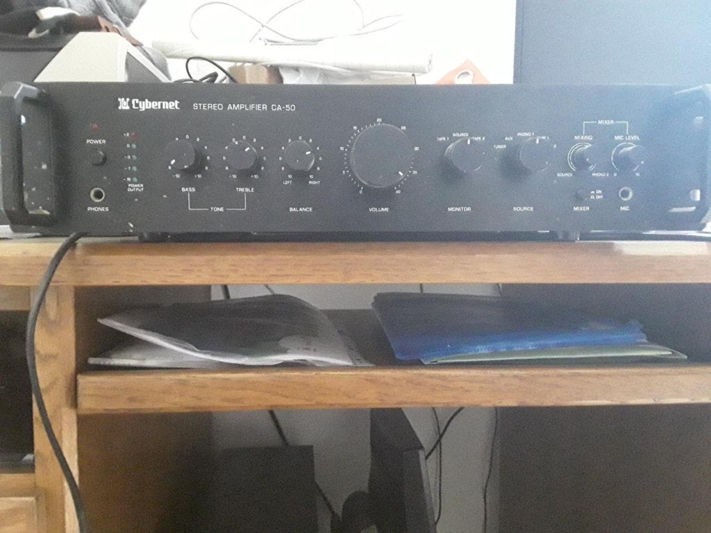 Versterker + cd-speler + cassettes + 2 baffles, Ophalen of Verzenden, Gebruikt, Cd-speler, Philips